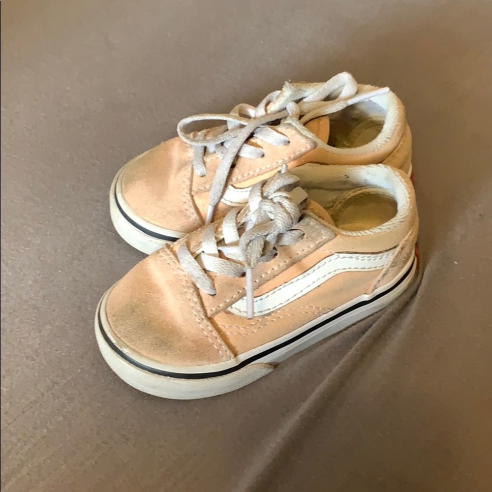 Toddler pink vans